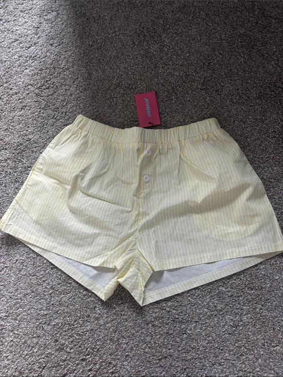 Edikted Pants - Edikted Yellow Stripe Women’s Shorts